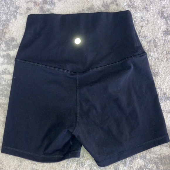 Workout shorts - Picture 6 of 11